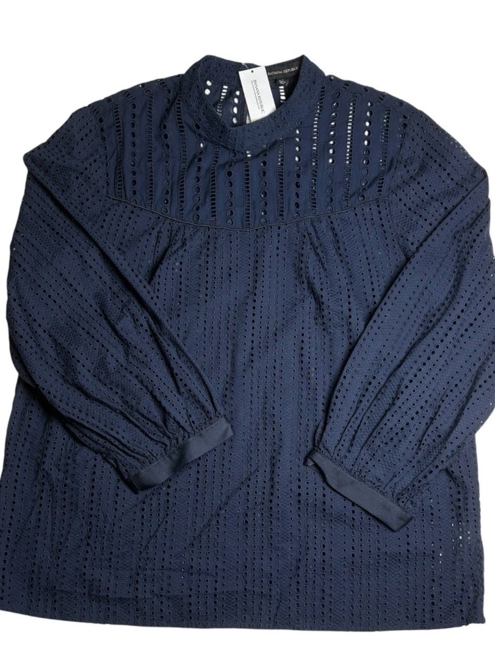 Banana Republic Eyelet Mock Neck Blouse Womens Large in Navy Blue
